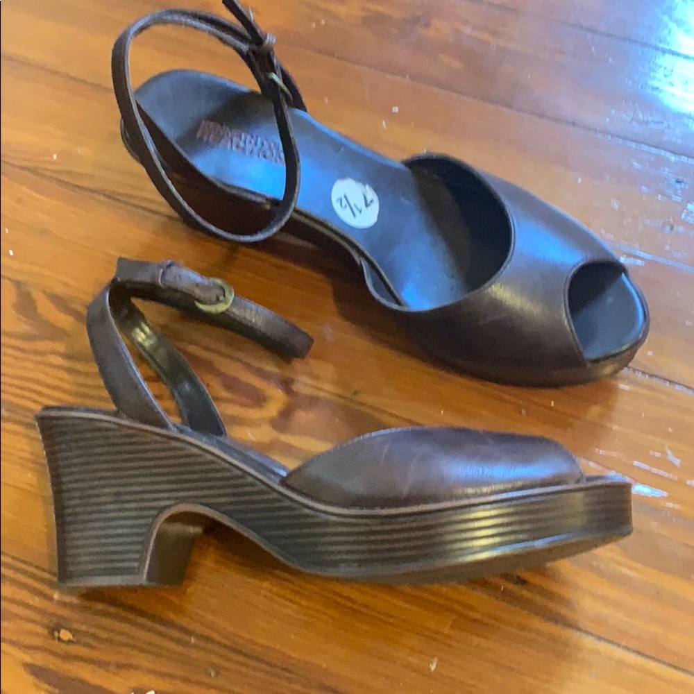 Kenneth Cole Reaction heeled sandals